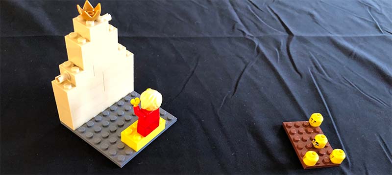 Die Erfolge sind auf einem wachsenden Berg. Argwöhnisch schauen die Kollegen zu. © systemicbrain Dr. Johannes Rosenberger